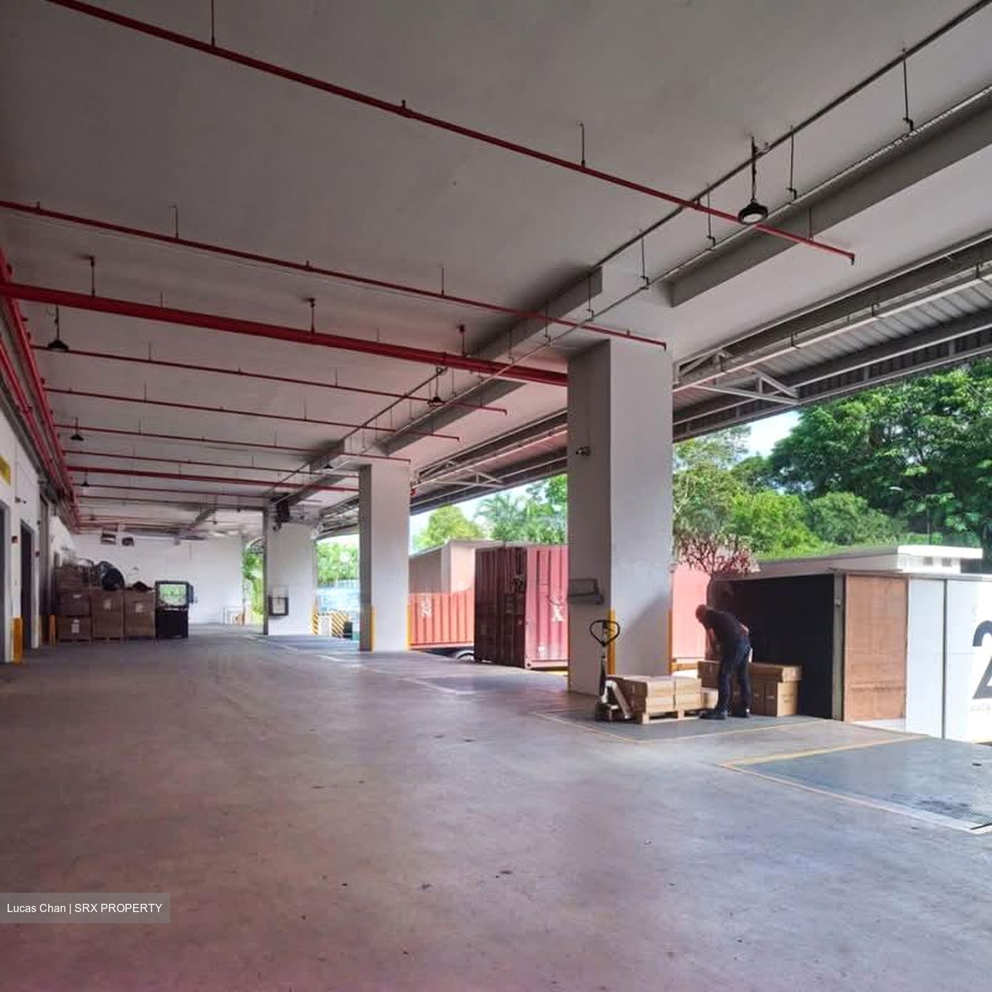 Toh Guan Road (D22), Factory #548695941